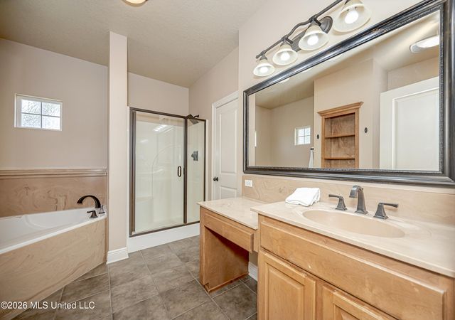 745 Champagne Drive, Biloxi, MS 39532