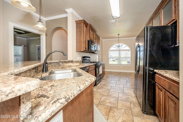 745 Champagne Drive, Biloxi, MS 39532