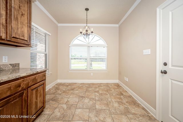 745 Champagne Drive, Biloxi, MS 39532