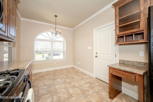 745 Champagne Drive, Biloxi, MS 39532