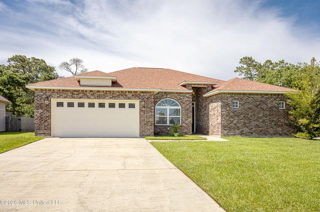 745 Champagne Drive, Biloxi, MS 39532