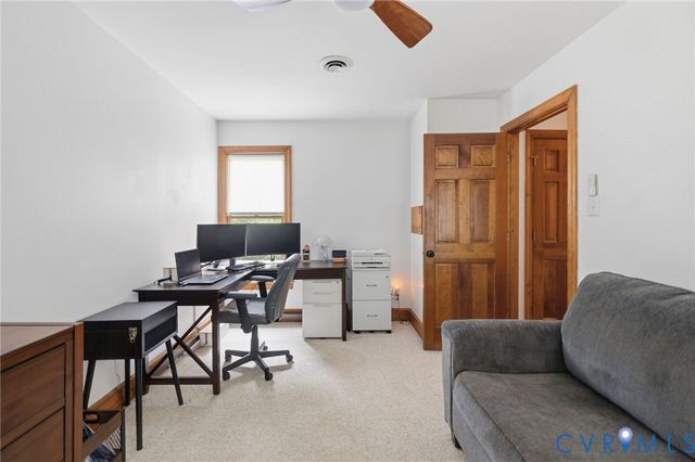 10460 Shumark Dr, Chester, VA 23831