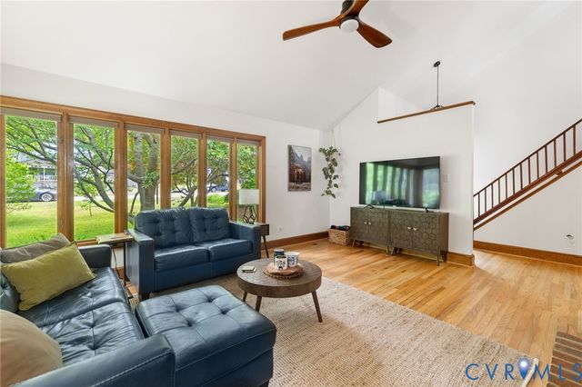 10460 Shumark Dr, Chester, VA 23831