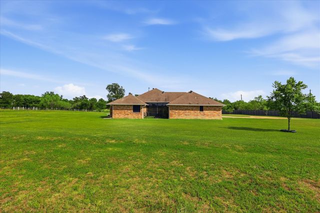 9909 County Road 309, Terrell, TX 75161