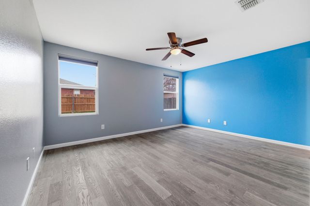 5213 Rugged Avenue, Fort Worth, TX 76179