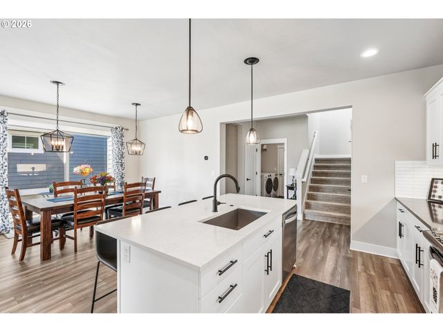 4489 Se 65TH Ave, Hillsboro, OR 97123