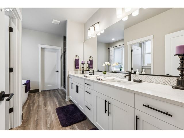 4489 Se 65TH Ave, Hillsboro, OR 97123