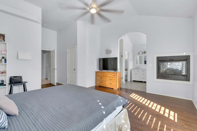 5671 W Athens Avenue, Fresno, CA 93722