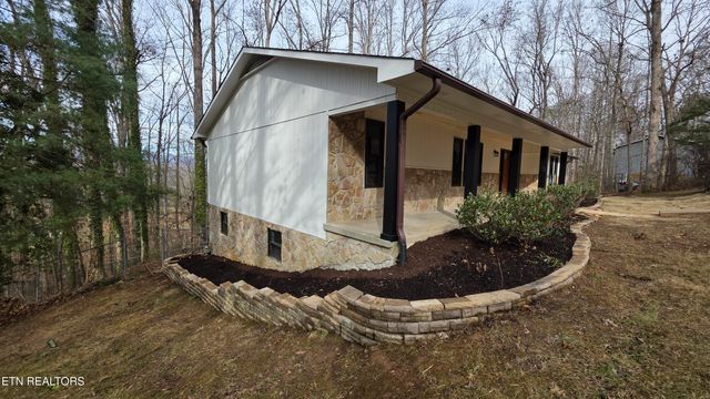 1135 W West Outer Drive, Oak Ridge, TN 37830