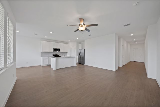 1220 Brazil Street, Azle, TX 76020