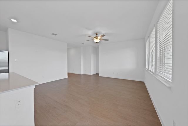 1220 Brazil Street, Azle, TX 76020