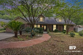 5510 Richmond Road, Mobile, AL 36608