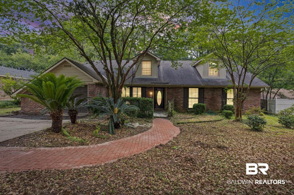 5510 Richmond Road, Mobile, AL 36608