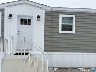 46 Kenosia Avenue 26, Danbury, CT 06810