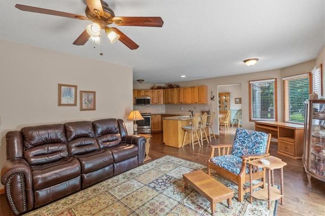 1905 River Ridge Road, Lawrence, KS 66044