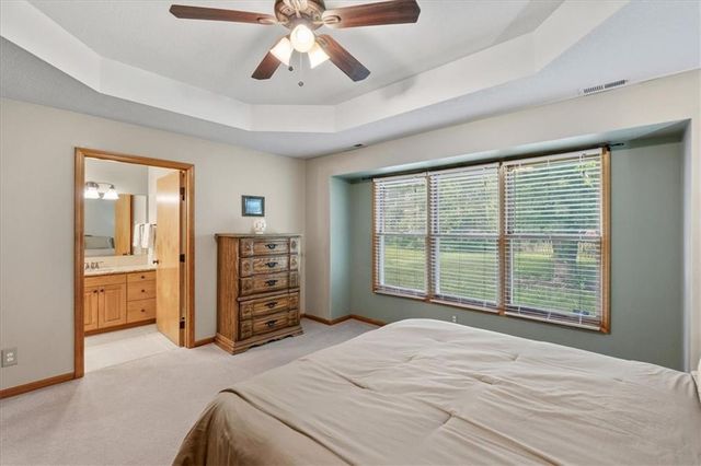 1905 River Ridge Road, Lawrence, KS 66044