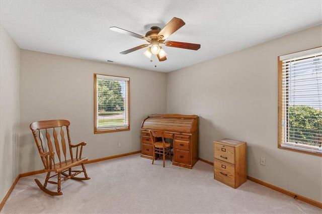 1905 River Ridge Road, Lawrence, KS 66044