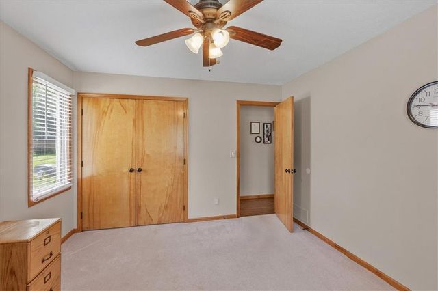 1905 River Ridge Road, Lawrence, KS 66044