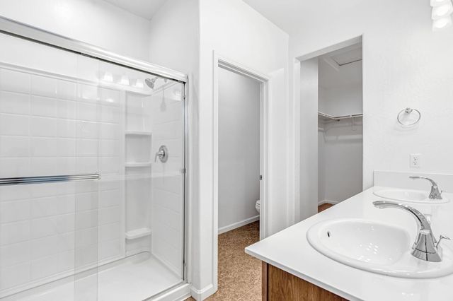 436 S Orange Avenue, Reedley, CA 93654