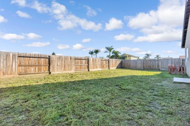 436 S Orange Avenue, Reedley, CA 93654