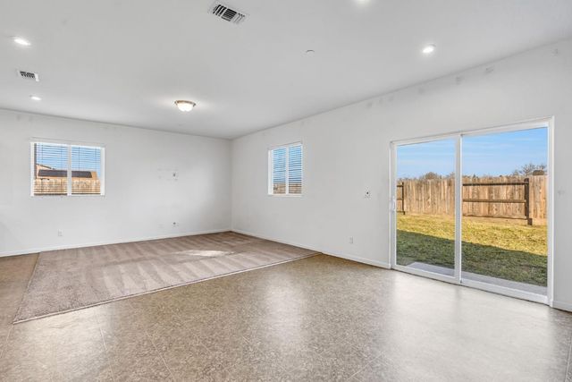 436 S Orange Avenue, Reedley, CA 93654