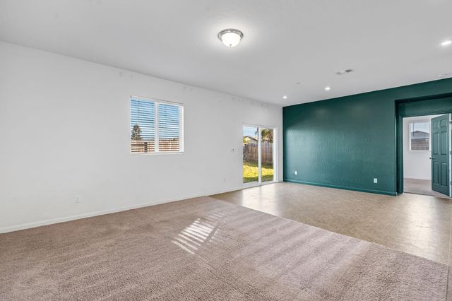 436 S Orange Avenue, Reedley, CA 93654