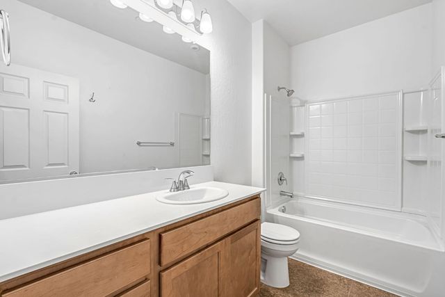 436 S Orange Avenue, Reedley, CA 93654