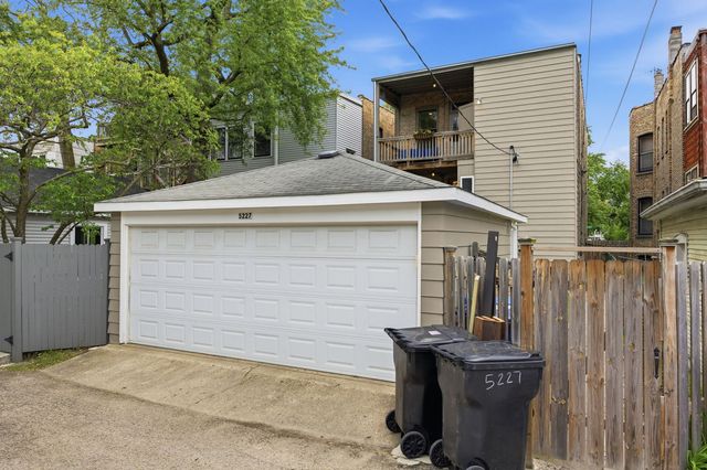 5227 N Glenwood Avenue, Chicago, IL 60640