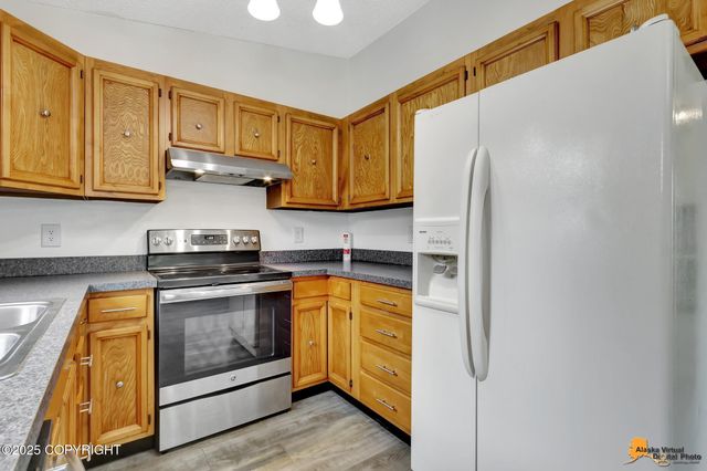 7721 Blackberry Street, Anchorage, AK 99502