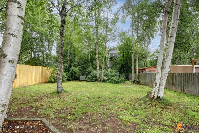 7721 Blackberry Street, Anchorage, AK 99502