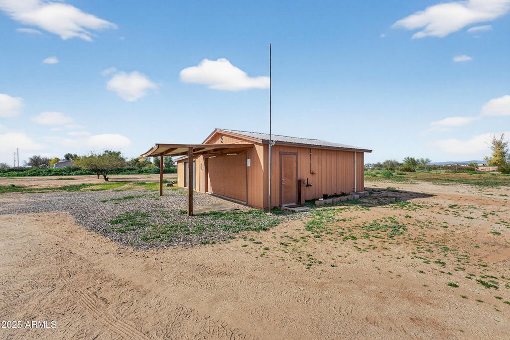 Image 12 of property listing at 19624 W PINNACLE PEAK Road, Surprise, AZ 85387