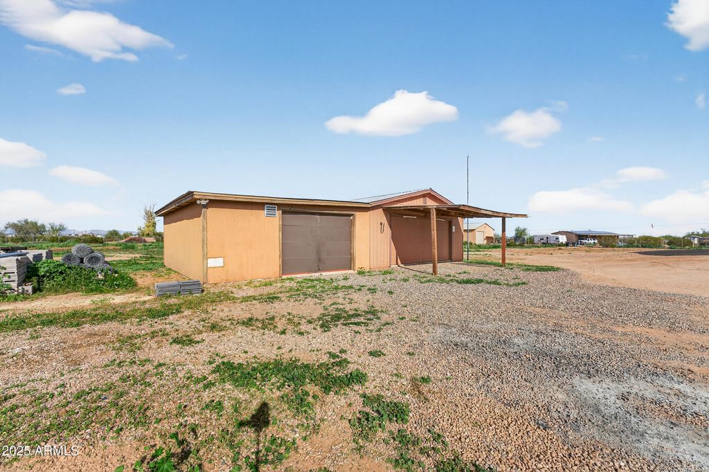 Image 13 of property listing at 19624 W PINNACLE PEAK Road, Surprise, AZ 85387