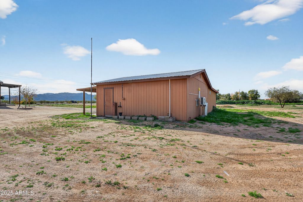 Image 14 of property listing at 19624 W PINNACLE PEAK Road, Surprise, AZ 85387