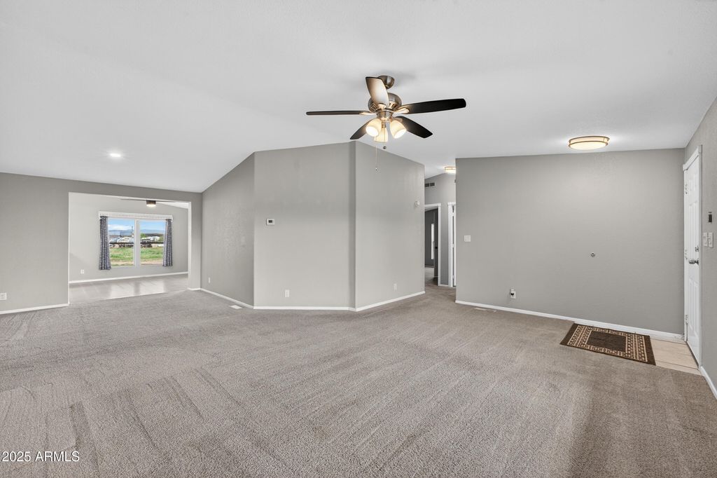 Image 23 of property listing at 19624 W PINNACLE PEAK Road, Surprise, AZ 85387