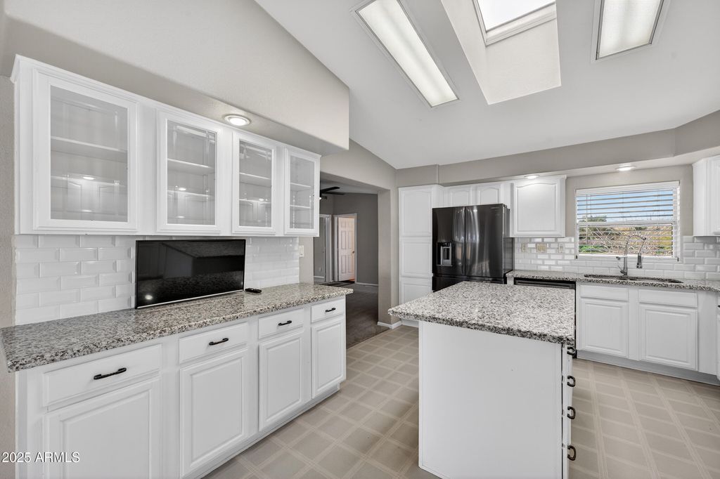 Image 36 of property listing at 19624 W PINNACLE PEAK Road, Surprise, AZ 85387