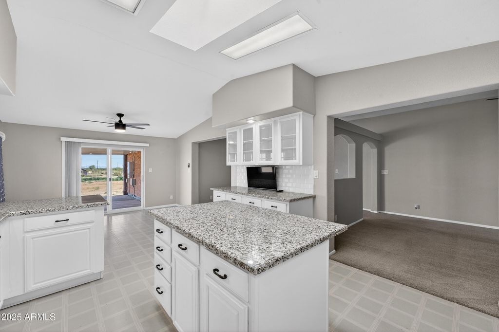 Image 38 of property listing at 19624 W PINNACLE PEAK Road, Surprise, AZ 85387