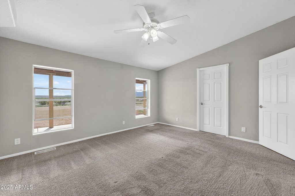 Image 50 of property listing at 19624 W PINNACLE PEAK Road, Surprise, AZ 85387