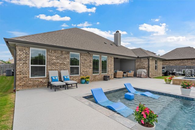 609 Hunton Lane, Robinson, TX 76706