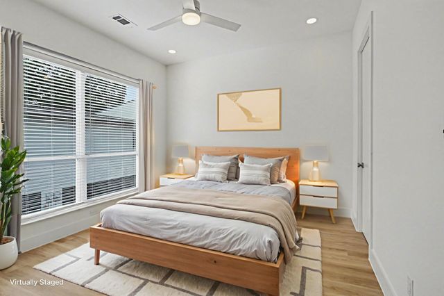 2217 N Fitzhugh Avenue 202, Dallas, TX 75204