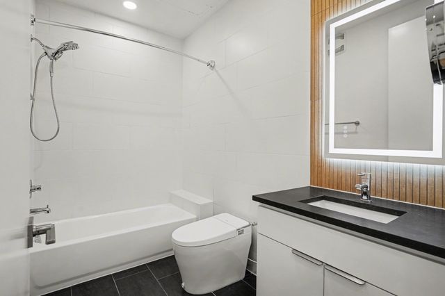 2217 N Fitzhugh Avenue 202, Dallas, TX 75204