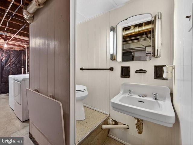 2509 CANTERBURY RD, Baltimore, MD 21234