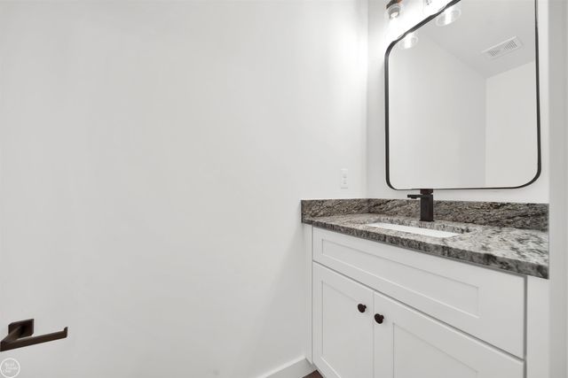 2 Carney Road, St Clair, MI 48079