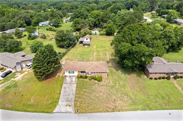2140 Rockdale Drive, Conyers, GA 30012