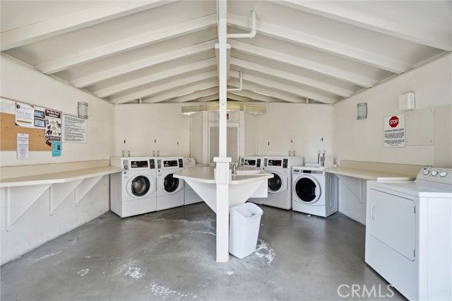 61 Calle Cadiz O, Laguna Woods, CA 92653