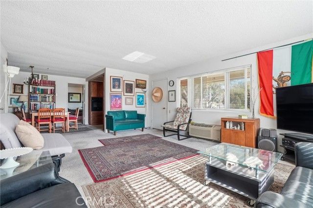 61 Calle Cadiz O, Laguna Woods, CA 92653