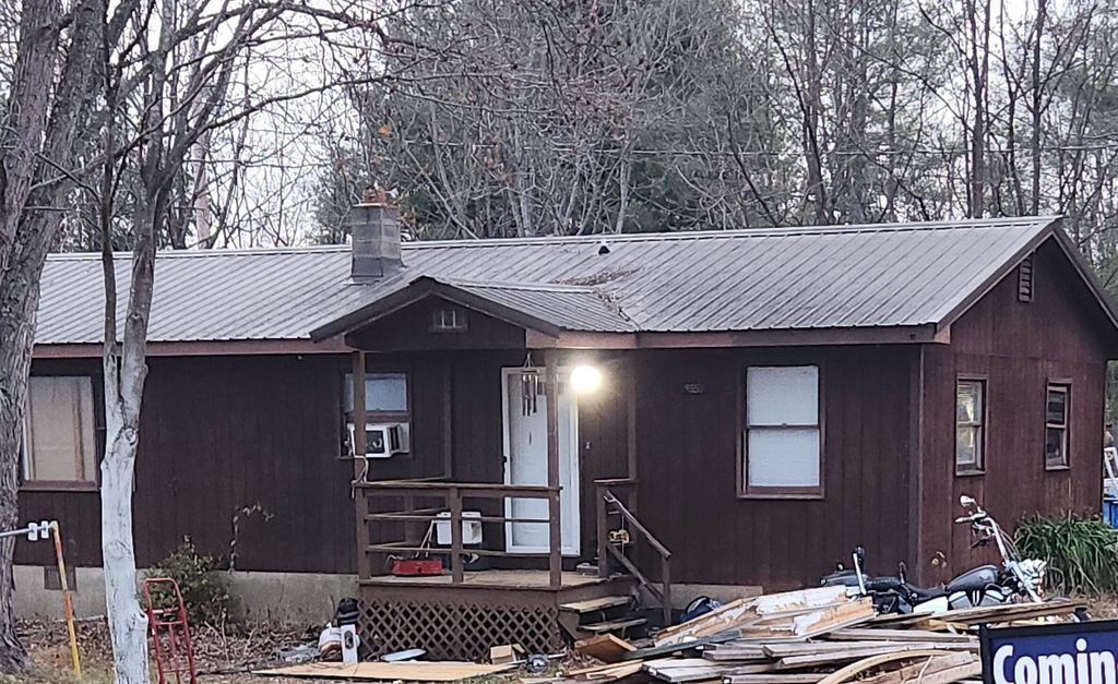 9550 Goodview RD, Goodview, VA 24095