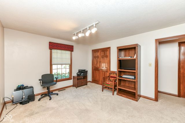 107 James Court, Danville, IN 46122