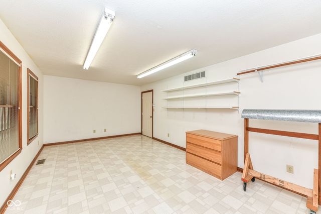 107 James Court, Danville, IN 46122