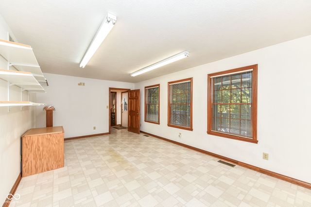 107 James Court, Danville, IN 46122