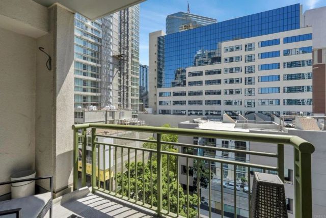 1240 India Street 806, San Diego, CA 92101